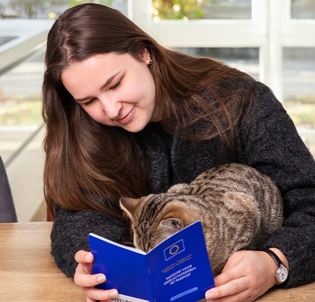 Professionele fokkers registreren de dieren bij PetBase - databank voor dieren EU